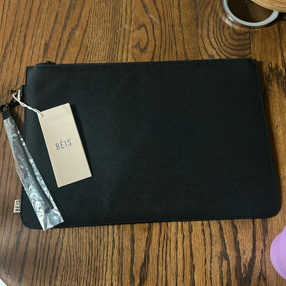 ✨ BEIS laptop bag ✨